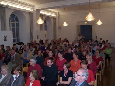 150 Zuhörer im Konstanzer Bürgersaal